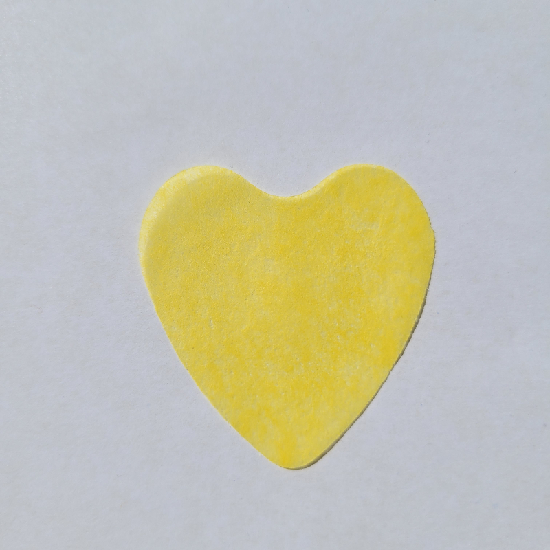 Lover dark yellow heart confetti